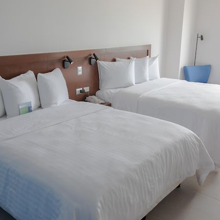 Park Inn By Radisson Mazatlán Bagian luar foto