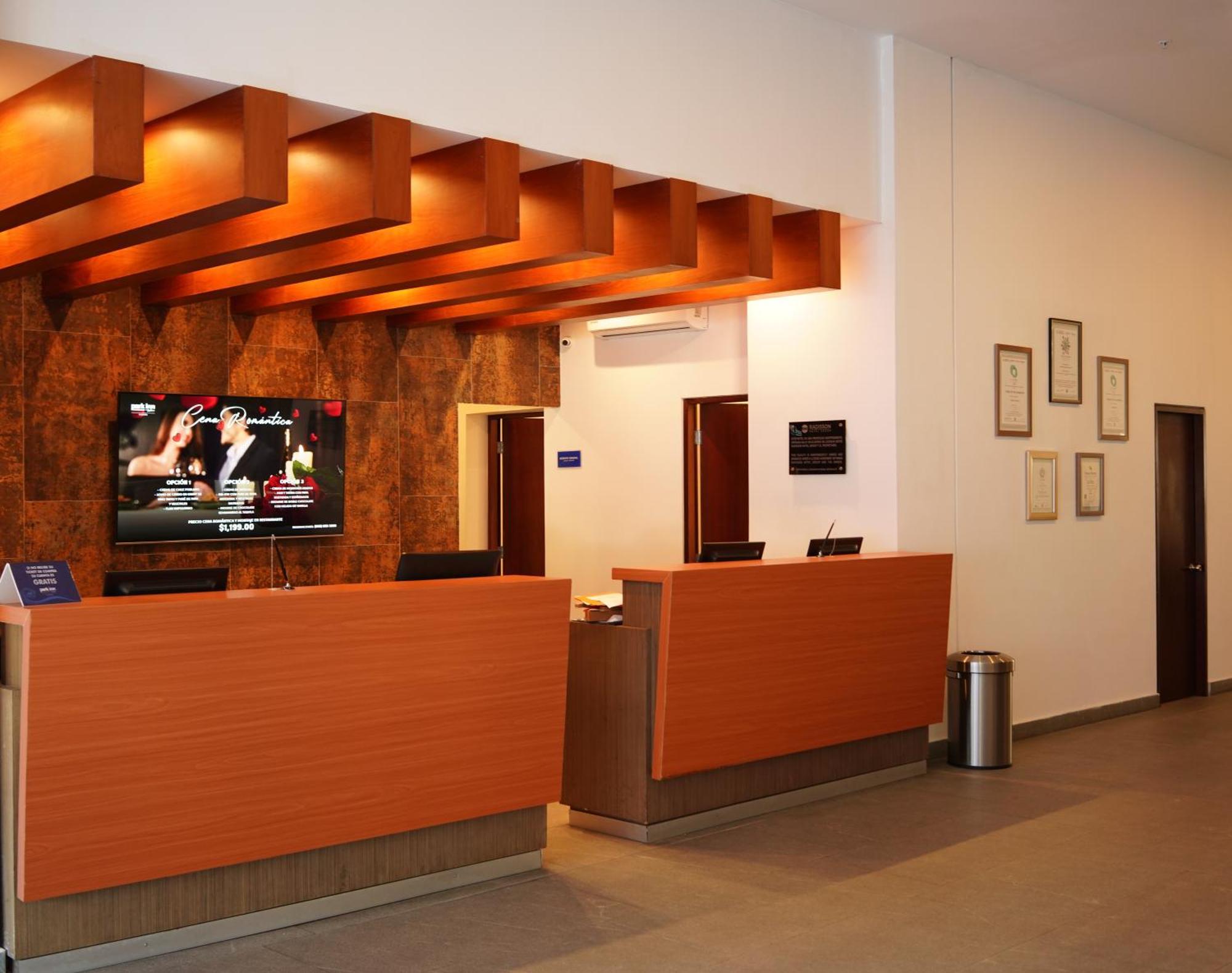 Park Inn By Radisson Mazatlán Bagian luar foto
