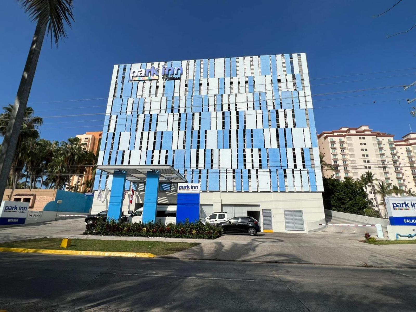 Park Inn By Radisson Mazatlán Bagian luar foto