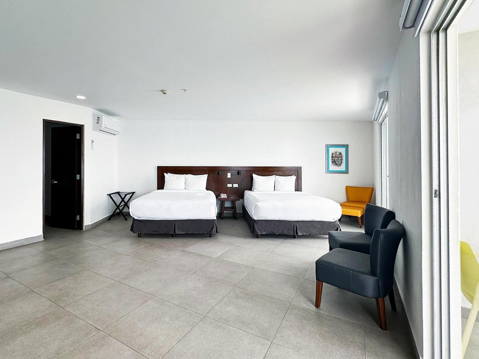 Park Inn By Radisson Mazatlán Bagian luar foto